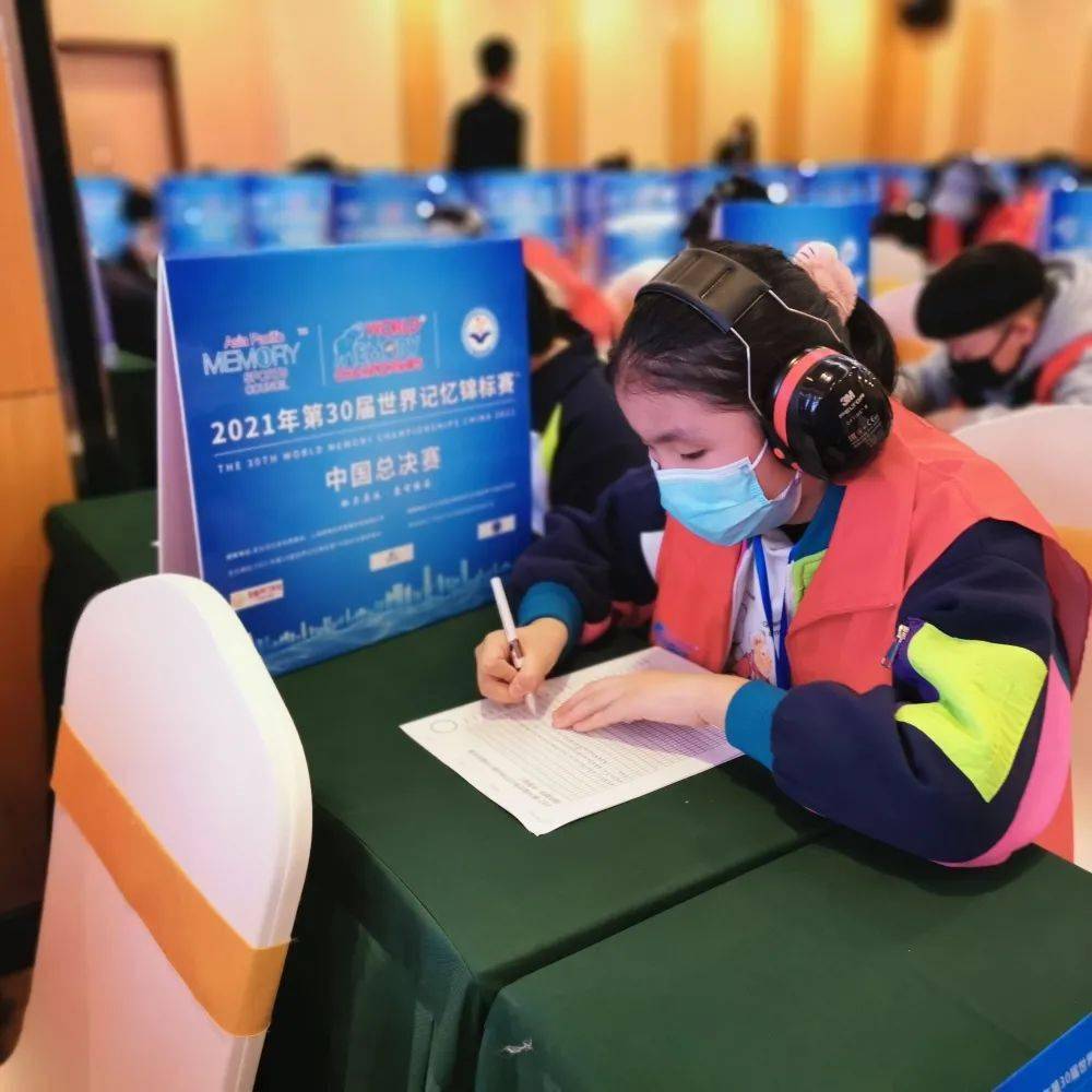 里程碑夜！金州勇士完成体检，社区盾冲刺阶段刷纪录，赛场秩序良好，训练强度明显提升的简单介绍-华体会登录